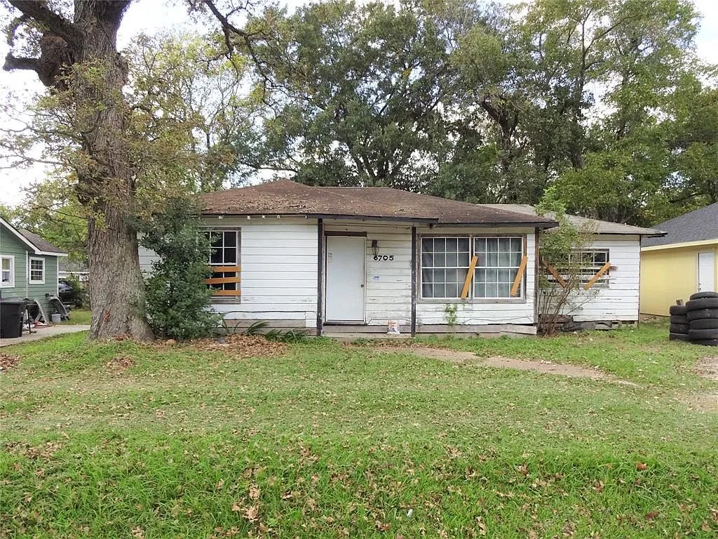 Property in Kashmere Gardens, Houston